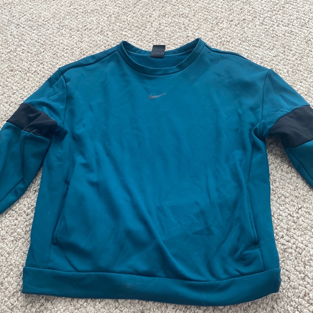 womens Nike XS sweathshirt